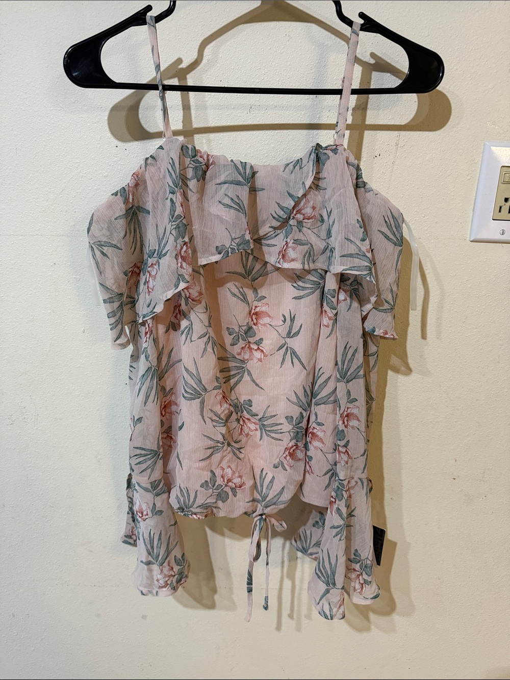 NWT Iz Byer Blush Floral Ruffle Long Sleeve Top with Thin Straps